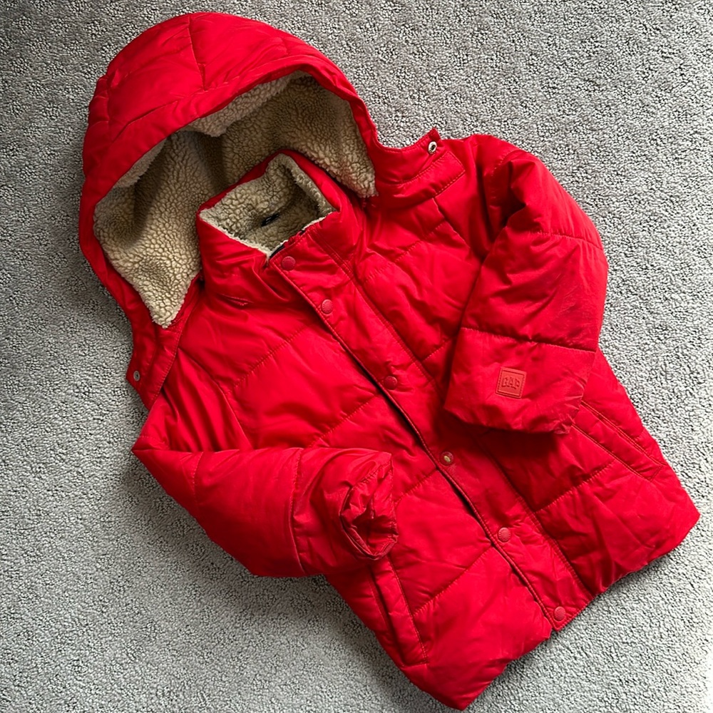 GAP toddler winter coat - Red - Size 5T